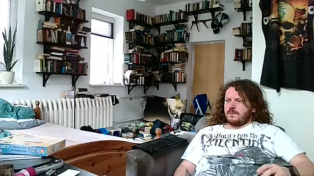 sunr1sa online show from February 2025 11:39:02 AM