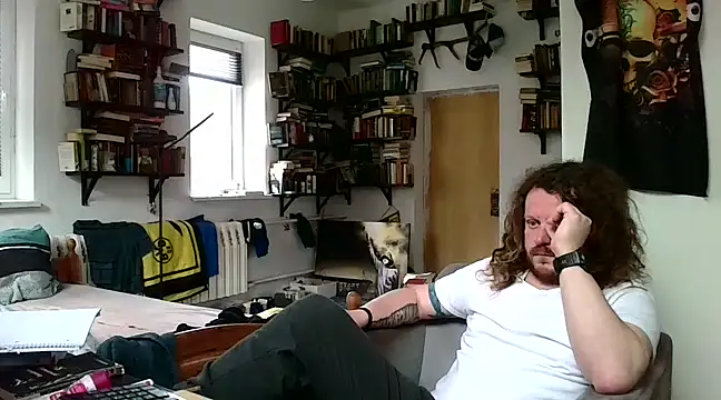 sunr1sa online show from March 2025 01:40:02 PM