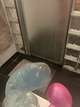 Snapshot of QueenMelissa80 chatting on September 2025 05:07:01 PM QueenMelissa80 online show from September 2025 05:07:01 PM