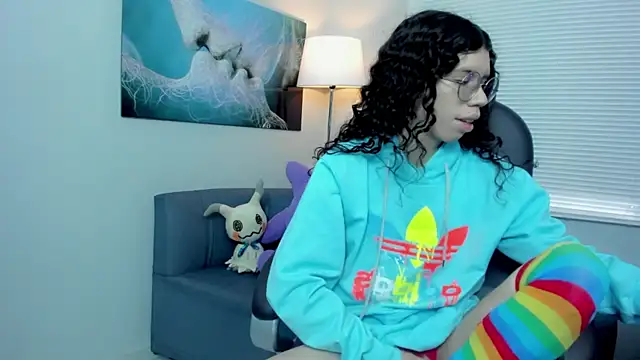 Angel Dust18 online show from December 2025 04:45:01 PM