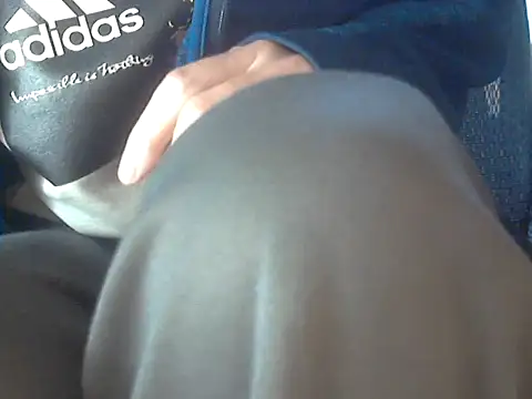 Snapshot of shikokichi55 chatting on January 2025 06:31:02 AM shikokichi55 online show from January 2025 06:31:02 AM