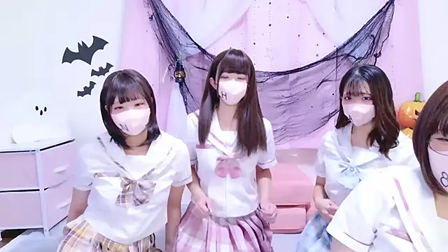 Snapshot of 841_yayoi chatting on October 2025 04:40:02 AM 841 yayoi online show from October 2025 04:40:02 AM