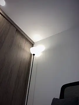 Snapshot of Rae_Lil_White chatting on March 2025 11:49:01 PM Rae Lil White online show from March 2025 11:49:01 PM