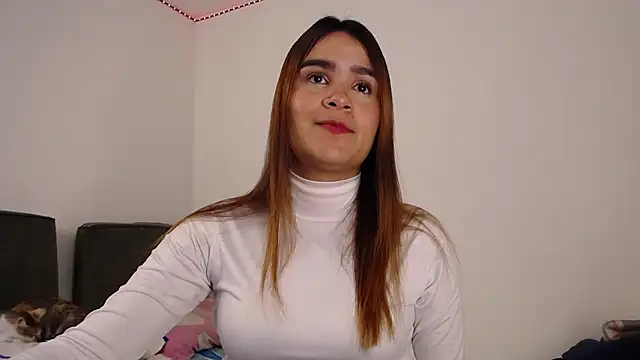 ZoeKuipers13 online show from March 2025 07:02:01 PM