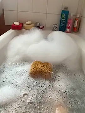 Russell1508 online show from September 2025 04:10:02 PM