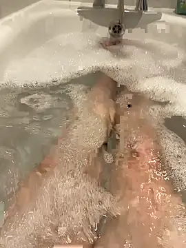 Russell1508 online show from November 2025 03:44:02 PM