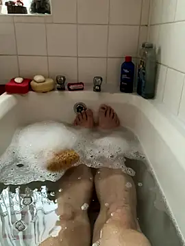 Russell1508 online show from November 2025 03:11:01 PM