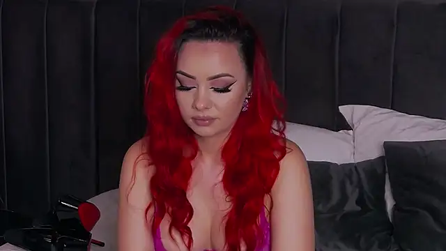 Emmelyn online show from April 2026 04:56:01 AM