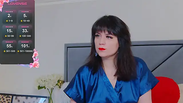 BellaHillss online show from January 2025 08:00:01 AM