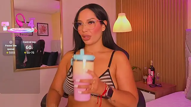 Dakota diaz  online show from December 2025 08:26:01 PM