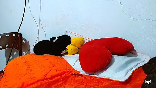 tomboyblue online show from January 2025 10:33:01 PM