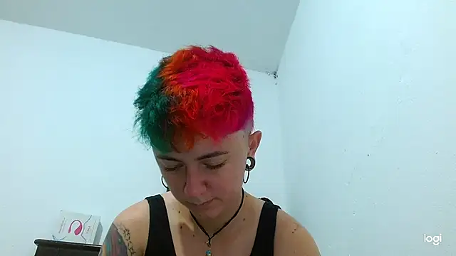 tomboyblue online show from February 2025 01:40:01 PM