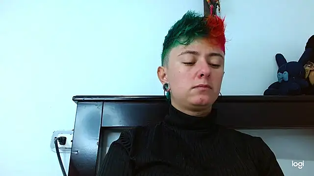 tomboyblue online show from February 2025 08:33:02 PM