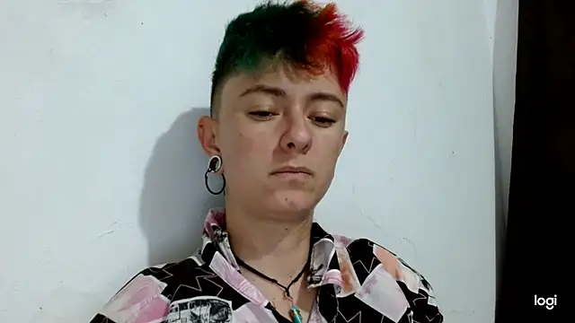 tomboyblue online show from February 2025 04:25:01 AM