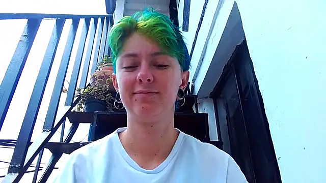 tomboyblue online show from April 2026 04:12:01 PM