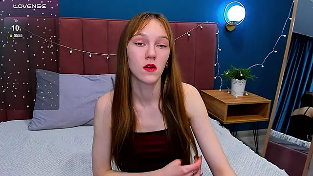 Snapshot of VanillaKelly chatting on December 2024 01:25:01 AM VanillaKelly online show from December 2024 01:25:01 AM