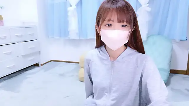 Snapshot of shihori_s2 chatting on November 2025 12:05:02 PM shihori s2 online show from November 2025 12:05:02 PM