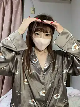 Snapshot of shihori_s2 chatting on December 2025 08:51:02 AM shihori s2 online show from December 2025 08:51:02 AM