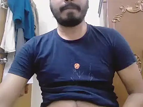 desiboyasif online show from November 2025 04:41:02 PM