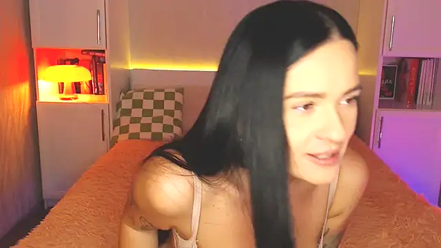 Snapshot of Leaaaaaaaaa chatting on February 2025 06:24:02 PM Leaaaaaaaaa online show from February 2025 06:24:02 PM