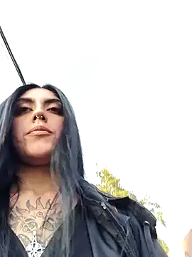 Mazikeen-- online show from November 2025 09:48:01 PM