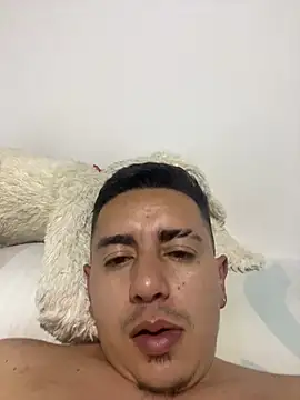 Snapshot of DanielGomez9 chatting on December 2024 04:34:01 AM DanielGomez9 online show from December 2024 04:34:01 AM