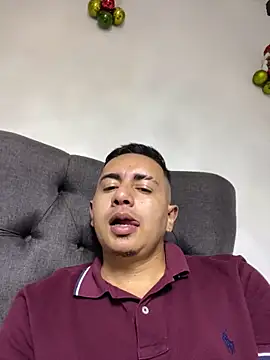 Snapshot of DanielGomez9 chatting on December 2024 03:18:02 AM DanielGomez9 online show from December 2024 03:18:02 AM