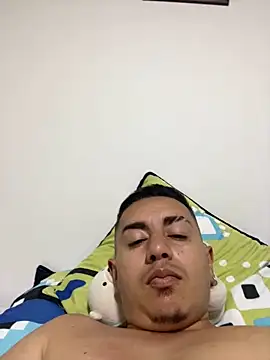 Snapshot of DanielGomez9 chatting on December 2024 05:04:02 AM DanielGomez9 online show from December 2024 05:04:02 AM