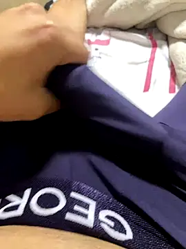 DanielGomez9 online show from November 2025 05:40:01 AM