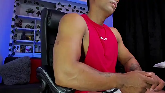 Couple muscle1 online show from January 2025 11:06:01 PM