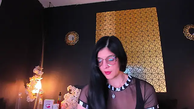 caro lyne  online show from March 2025 01:20:02 PM