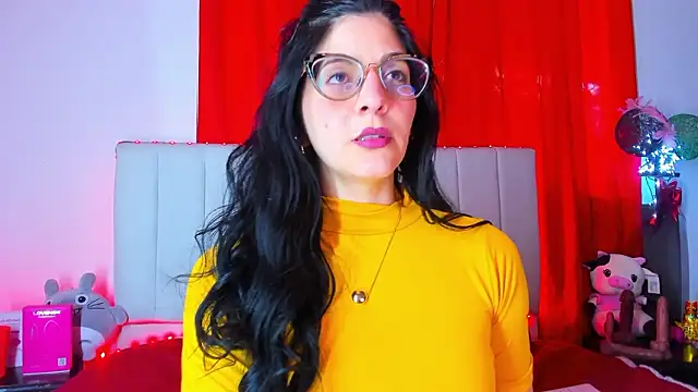 caro lyne  online show from March 2026 04:56:02 PM