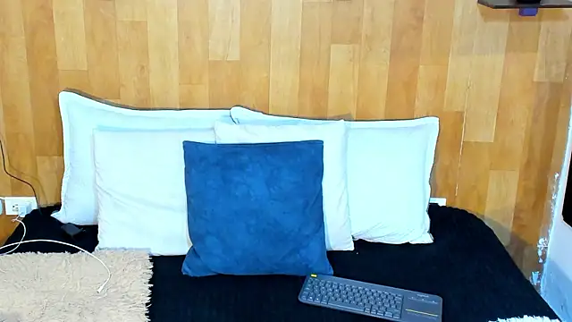 Snapshot of marianaa90 chatting on October 2025 06:28:02 PM marianaa90 online show from October 2025 06:28:02 PM