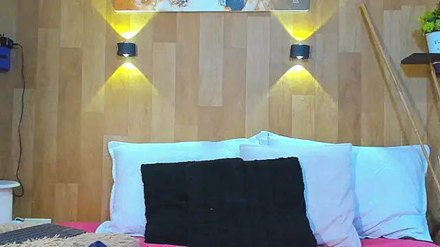 marianaa90 online show from February 2026 04:14:02 PM