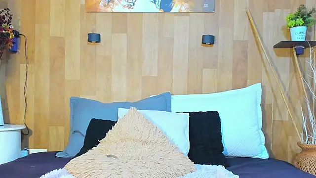 marianaa90 online show from February 2026 01:54:02 PM