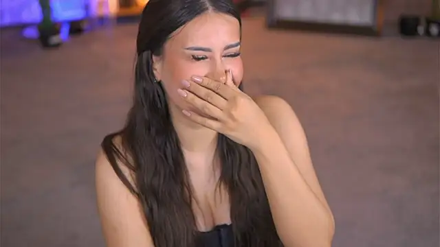 EvaZane online show from January 2025 12:27:01 PM