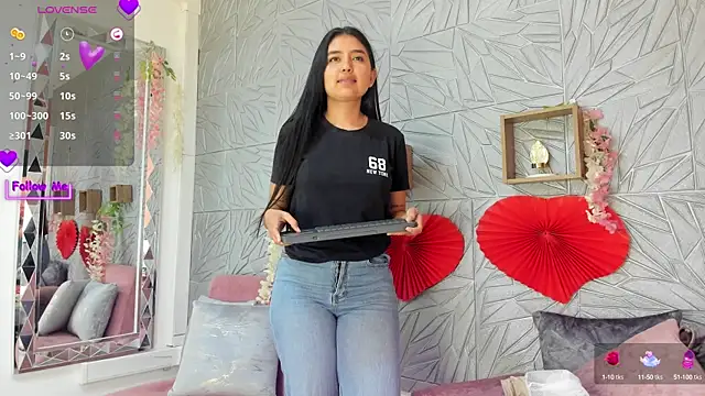 Snapshot of LilithKlain_ chatting on February 2025 04:26:01 PM LilithKlain online show from February 2025 04:26:01 PM