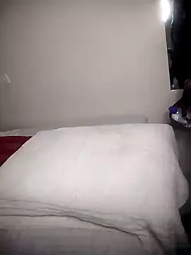 Snapshot of KikiLovesD chatting on February 2025 04:18:02 PM KikiLovesD online show from February 2025 04:18:02 PM