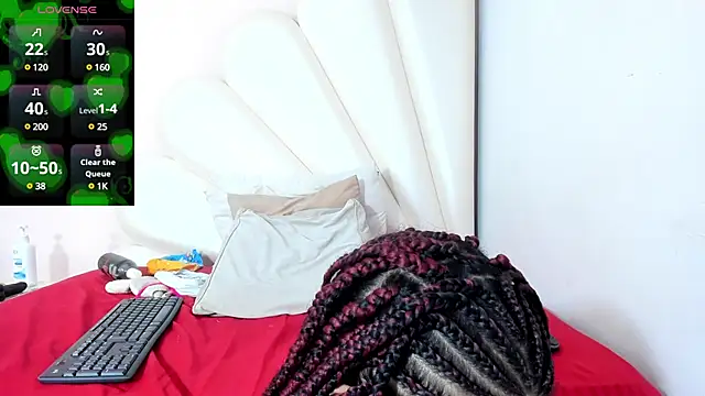 Lorena Hawkins online show from February 2025 04:24:01 PM