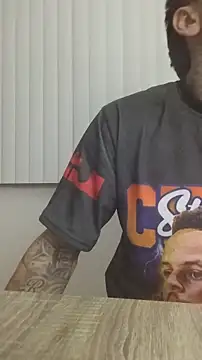 Snapshot of Papinine6 chatting on November 2025 05:10:01 AM Papinine6 online show from November 2025 05:10:01 AM