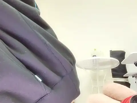 Snapshot of nene_teacher chatting on February 2025 02:27:02 AM nene teacher online show from February 2025 02:27:02 AM