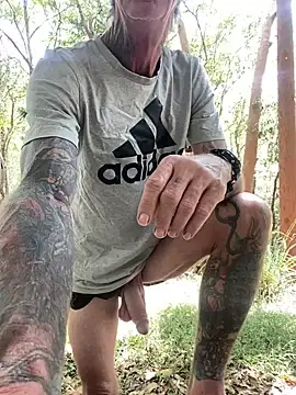 Snapshot of hhhorniee chatting on February 2025 03:08:01 AM hhhorniee online show from February 2025 03:08:01 AM