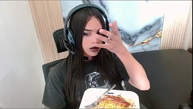 Dollbehavior  online show from September 2025 02:35:02 AM