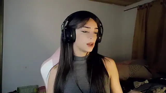 Dollbehavior  online show from April 2026 05:32:02 AM