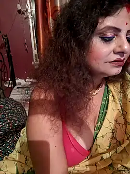 Snapshot of Maaya66 chatting on December 2024 04:58:01 PM Maaya66 online show from December 2024 04:58:01 PM