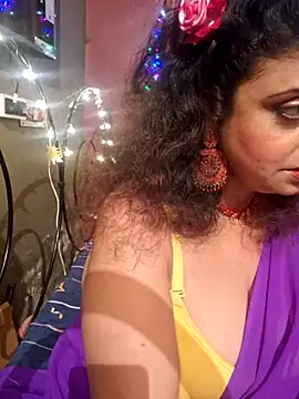 Snapshot of Maaya66 chatting on February 2025 09:41:02 PM Maaya66 online show from February 2025 09:41:02 PM