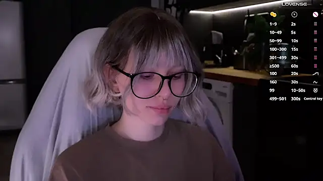 Snapshot of yourconcept chatting on December 2024 10:57:02 PM yourconcept online show from December 2024 10:57:02 PM