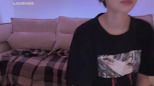 Snapshot of yourconcept chatting on November 2025 06:10:01 PM yourconcept online show from November 2025 06:10:01 PM