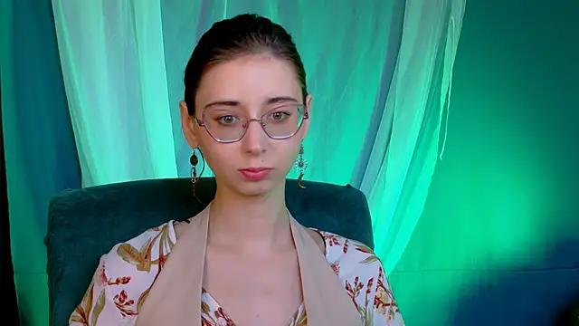 Orianna Fox online show from October 2025 01:21:01 PM