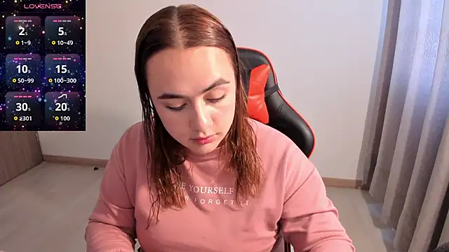 maryluna95 online show from February 2026 05:08:01 PM